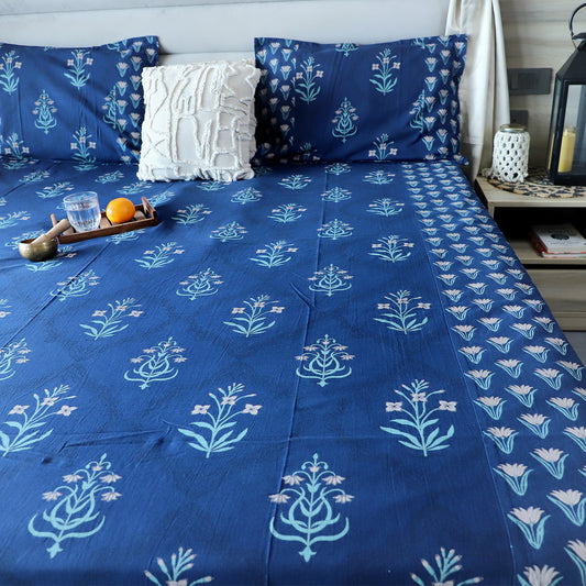 ARUSHII Double bedsheet in cotton – Indigo Chandelier- bedsheet