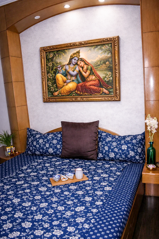 ARUSHII Double bedsheet in cotton – Indigo Blossom - bedsheet