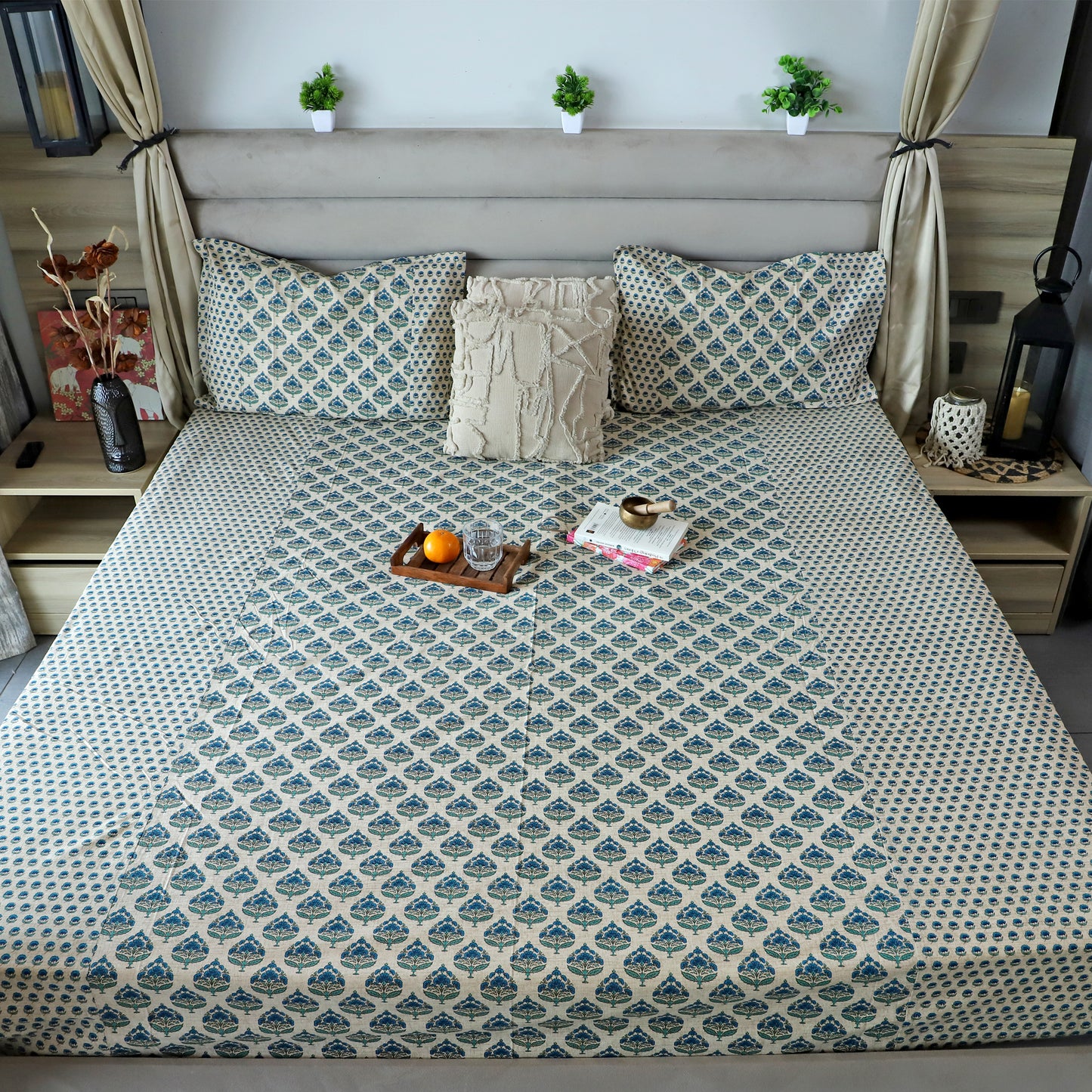 ARUSHII Double bedsheet in cotton – Indigo shrub- bedsheet