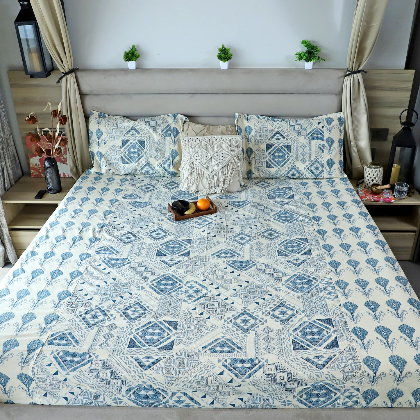 ARUSHII Double bedsheet in cotton – Indigo- bedsheet