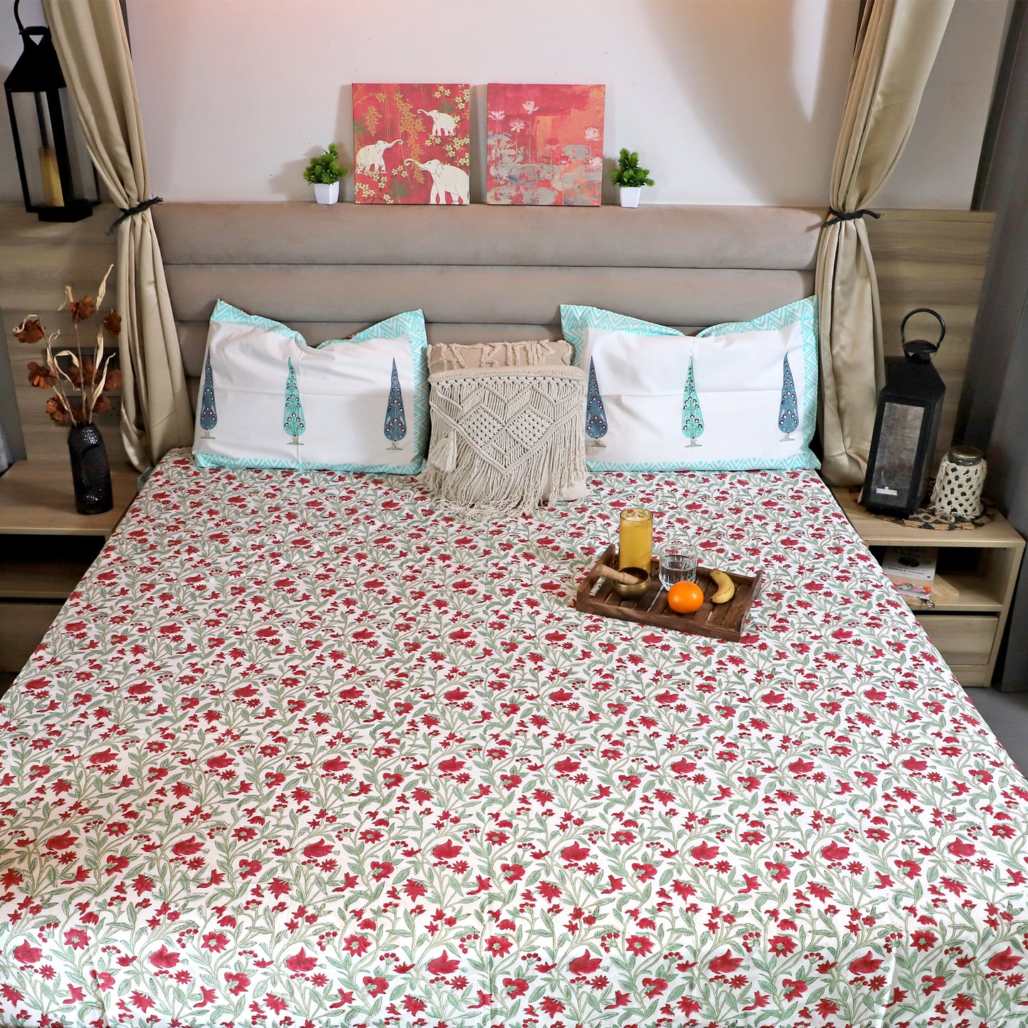 ARUSHII Double bedsheet in Percale cotton – bahaar– Handblocked by artisans