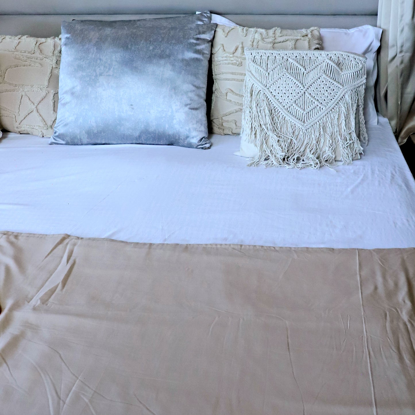ARUSHII Solid Double bed Mulmul Dohar - Beige