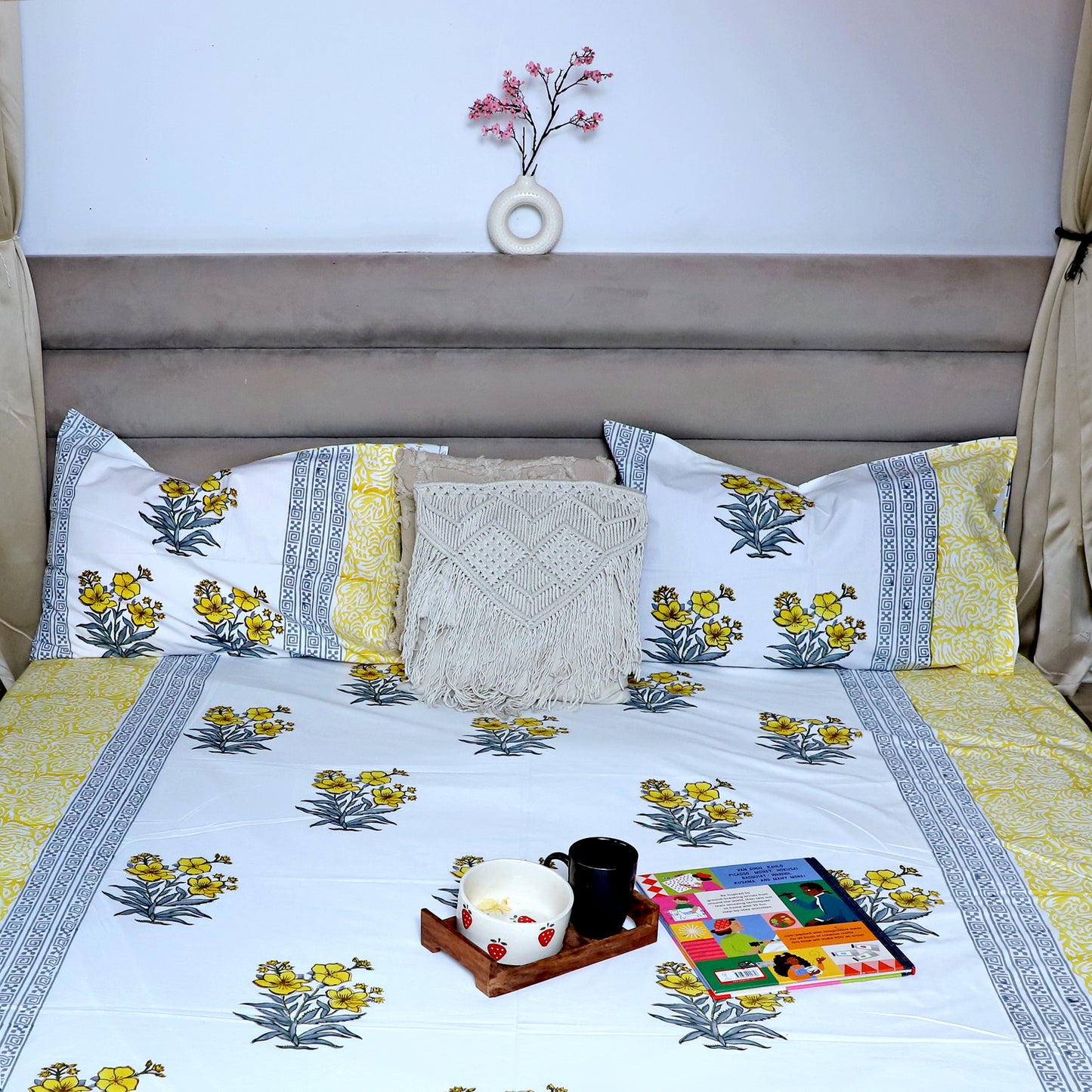 ARUSHII Double bedsheet in percale cotton – Sunshine- Handblocked by artisans