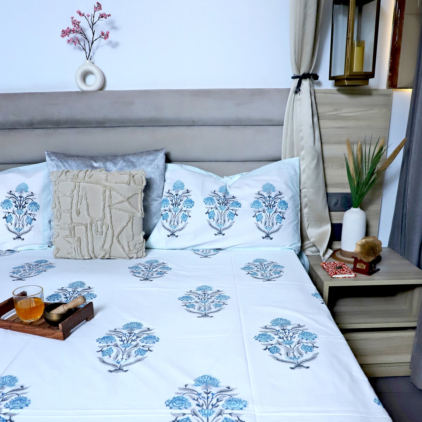 ARUSHII Double bedsheet in percale cotton – Rajwada- Handblocked by artisans