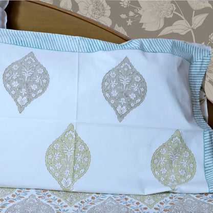 ARUSHII Double bedsheet in percale cotton – Jaal- Handblocked by artisans