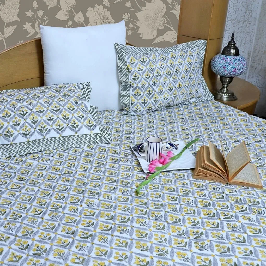 ARUSHII Double bedsheet in percale cotton – Lutyens- Handblocked by artisans