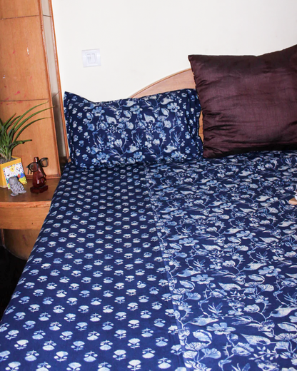 ARUSHII Double bedsheet in cotton – Indigo Blossom - bedsheet