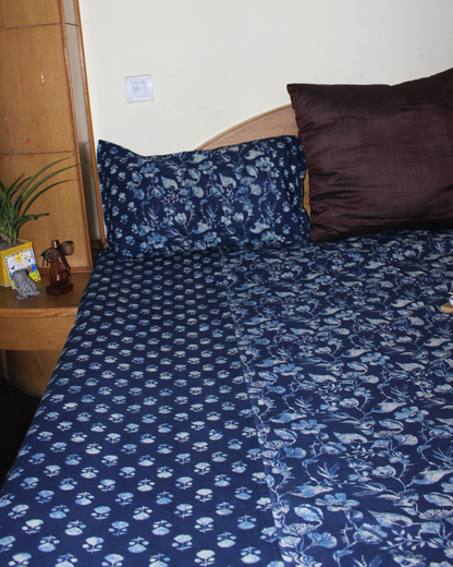 ARUSHII Double bedsheet in cotton – Indigo Blossom - bedsheet