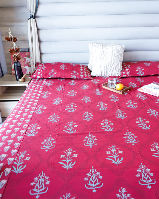 ARUSHII Double bedsheet in cotton – Maroon Chandelier-bedsheet