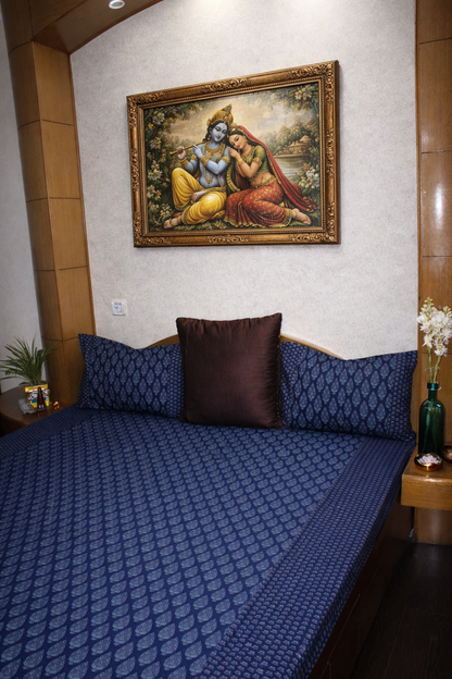 ARUSHII Double bedsheet in cotton – Indigo Floral - bedsheet