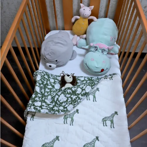 ARUSHII  Cotton Reversible Kids Razai/ Quilt – Giraffe- Handblocked by artisans